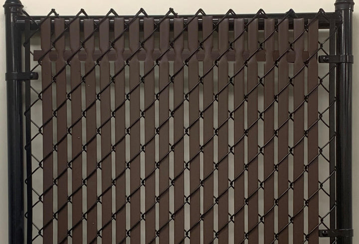 Pexco 6-ft H x 1-in W Brown Hdpe Chain Link Fence Slat 82-Pack