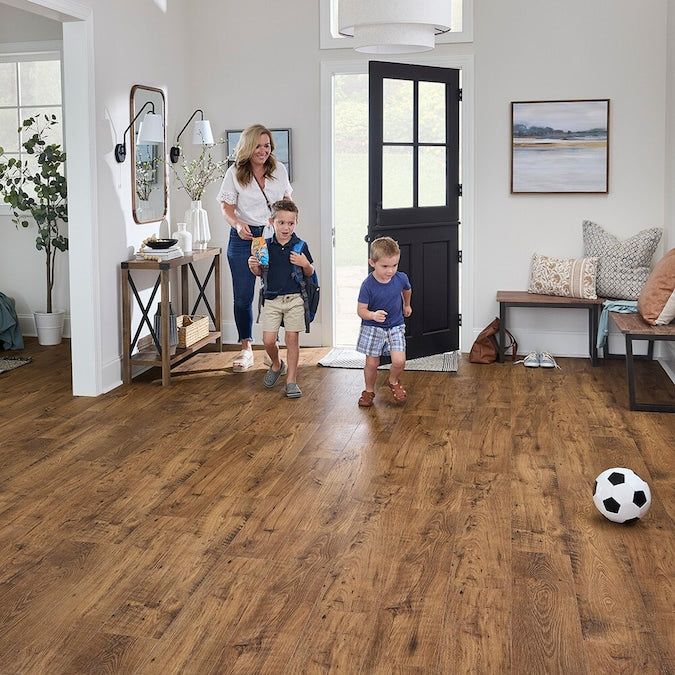 STAINMASTER PetProtect Beckett Ridge Chestnut 12-mm T x 7-1/2-in W x 47-1/4-in L Waterproof Wood Plank Laminate Flooring (22.09-sq ft / Carton)