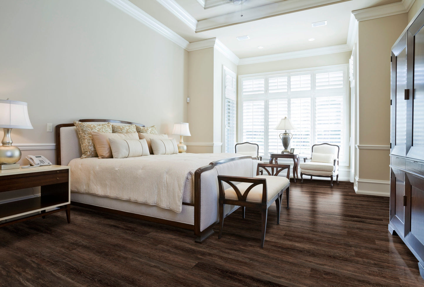CALI Vinyl Pro Classic Shadowed Oak 7-in W x 48-in L x 5.5-mm Waterproof Interlocking Luxury Vinyl Plank Flooring (23.77-sq ft/carton)