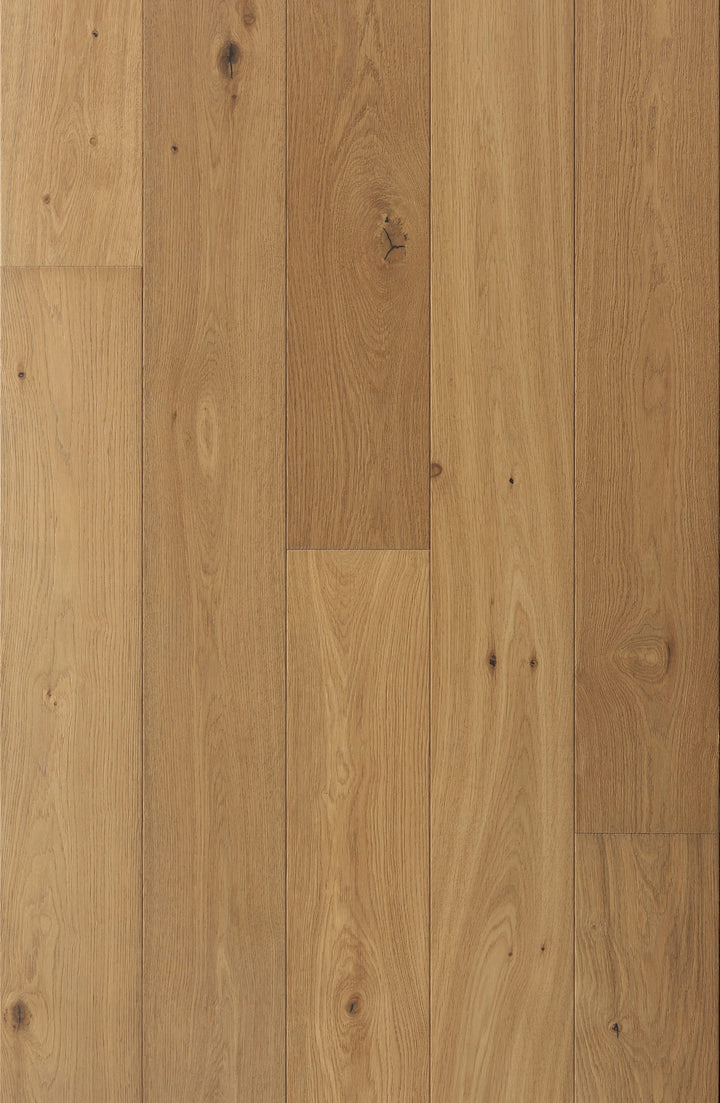 Villa Barcelona White oak Cordoba hardwood flooring — primary plank view
