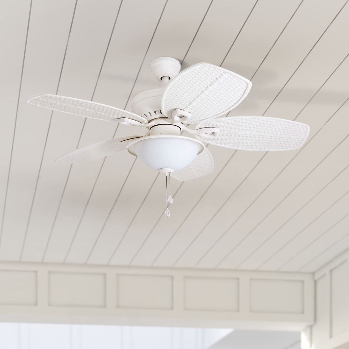 Harbor Breeze Cedar Shoals 44-in White Downrod or Close Mount Indoor/Outdoor Ceiling Fan with Light Kit