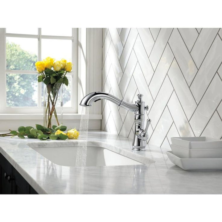 Delta Cassidy Chrome 1-Handle Deck-Mount Pull-Out Handle Kitchen Faucet