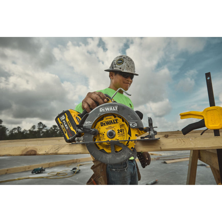 DEWALT FLEXVOLT 60V MAX Cordless Brushless 7-1/4 in. Circular Saw Kit with (2) 2Ah Batteries plus Bonus 2Ah Battery