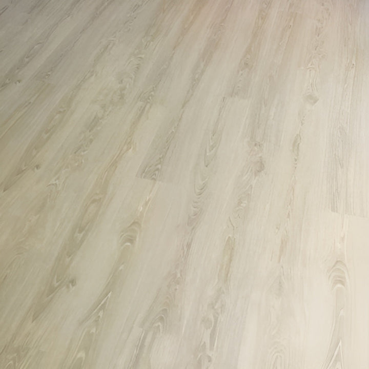 Outlast+ Sand Dune Oak 12 mm T x 7.5 in. W Waterproof Laminate Wood Flooring (19.6 sqft/case)
