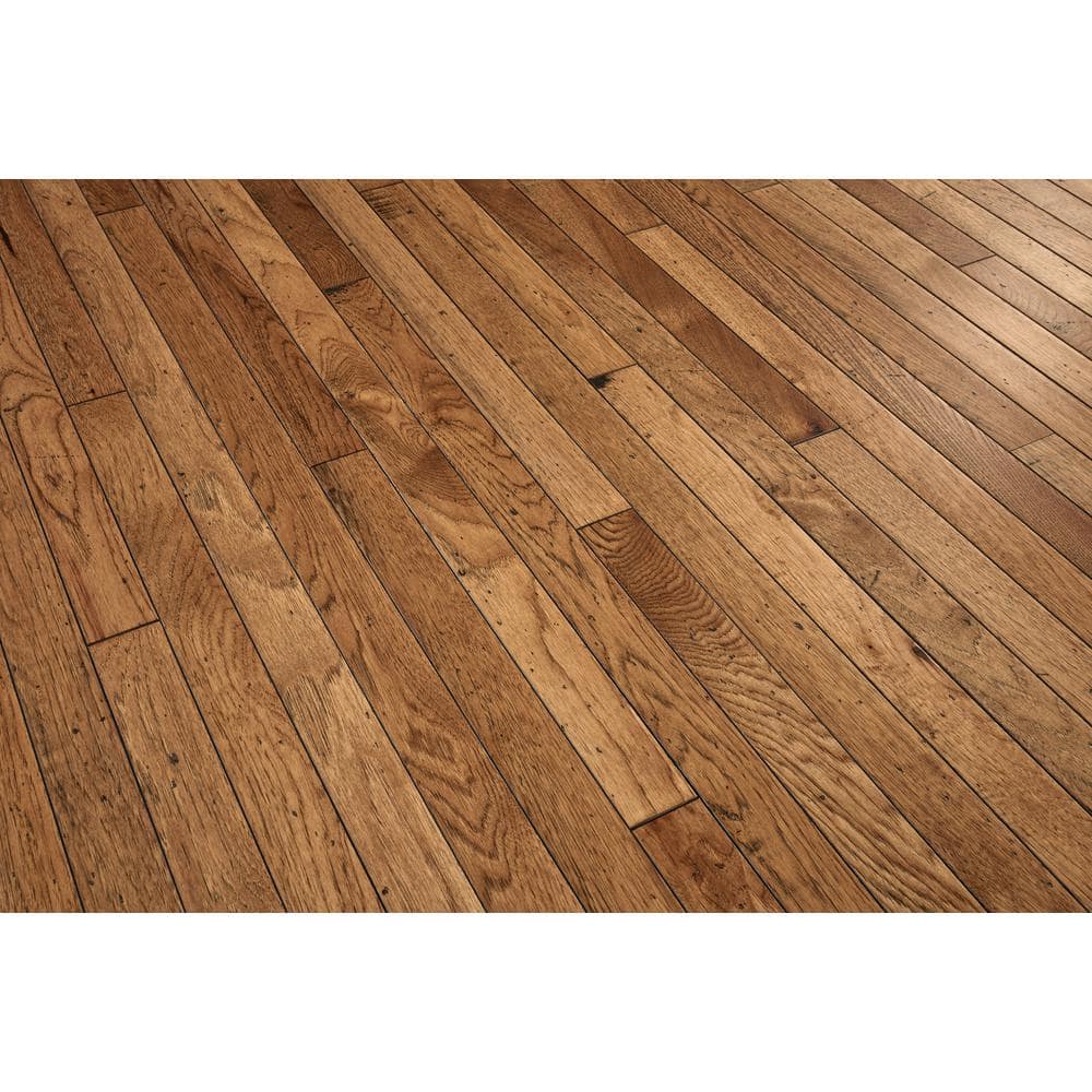 Bruce Vintage Farm Antique Timbers Hickory 3/4 in. T x 2-1/4 in. W Smooth Solid Hardwood Flooring (20 sq.ft./ctn)