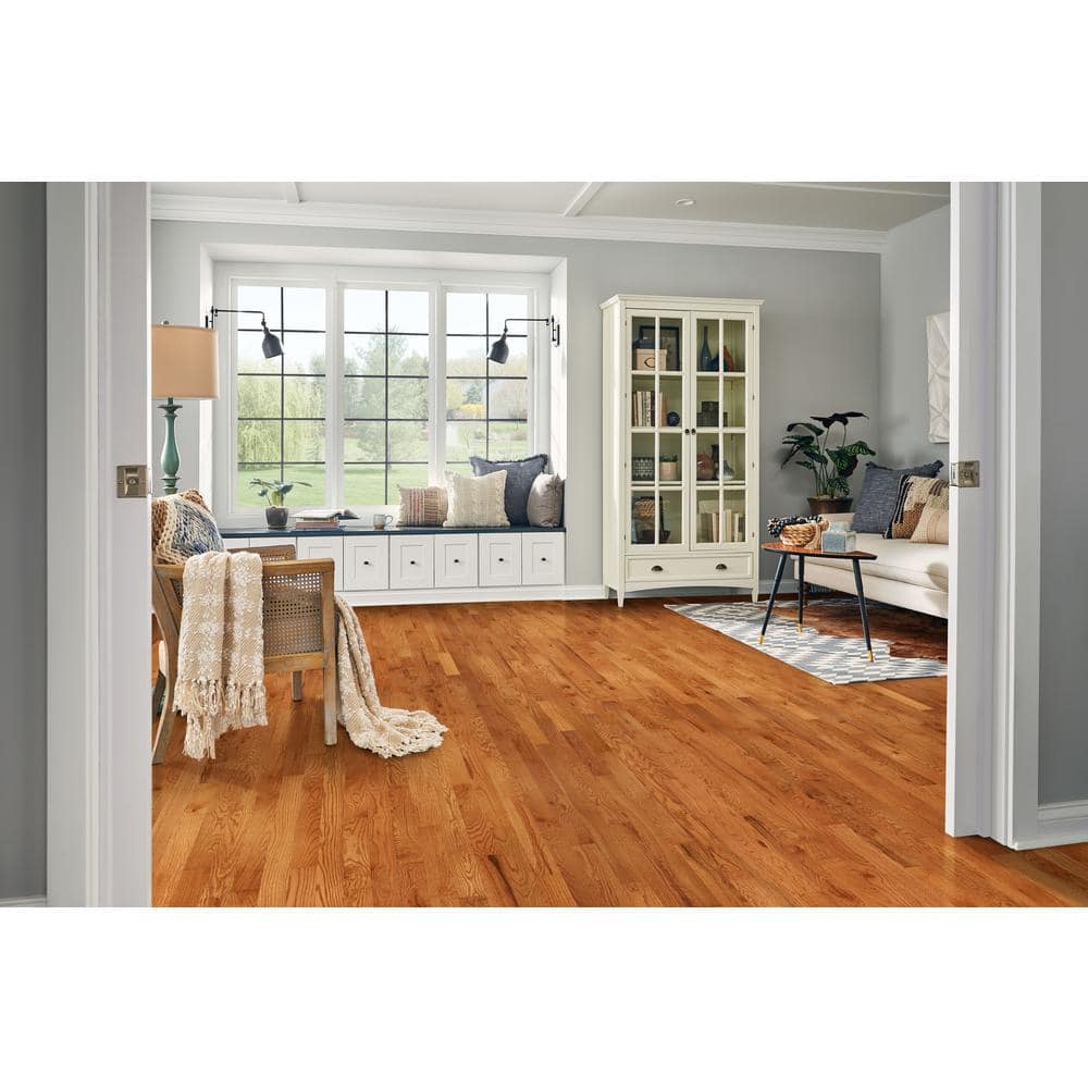 Bruce Plano Gunstock Oak 3/4 in. T x 3-1/4 in. W Smooth Solid Hardwood Flooring (22 sq.ft./ctn)
