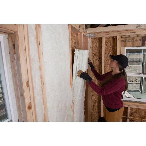 Johns Manville JM R-21 Unfaced Fiberglass Batt Insulation for 2x6 Walls, 15 in. x 93 in. (67.81 sq-ft)