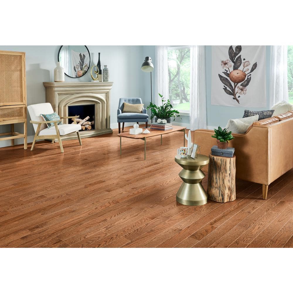 Bruce Plano Low Gloss Gunstock Oak 3/4 in. T x 4 in. W Smooth Solid Hardwood Flooring (18.5 sq.ft./ctn)