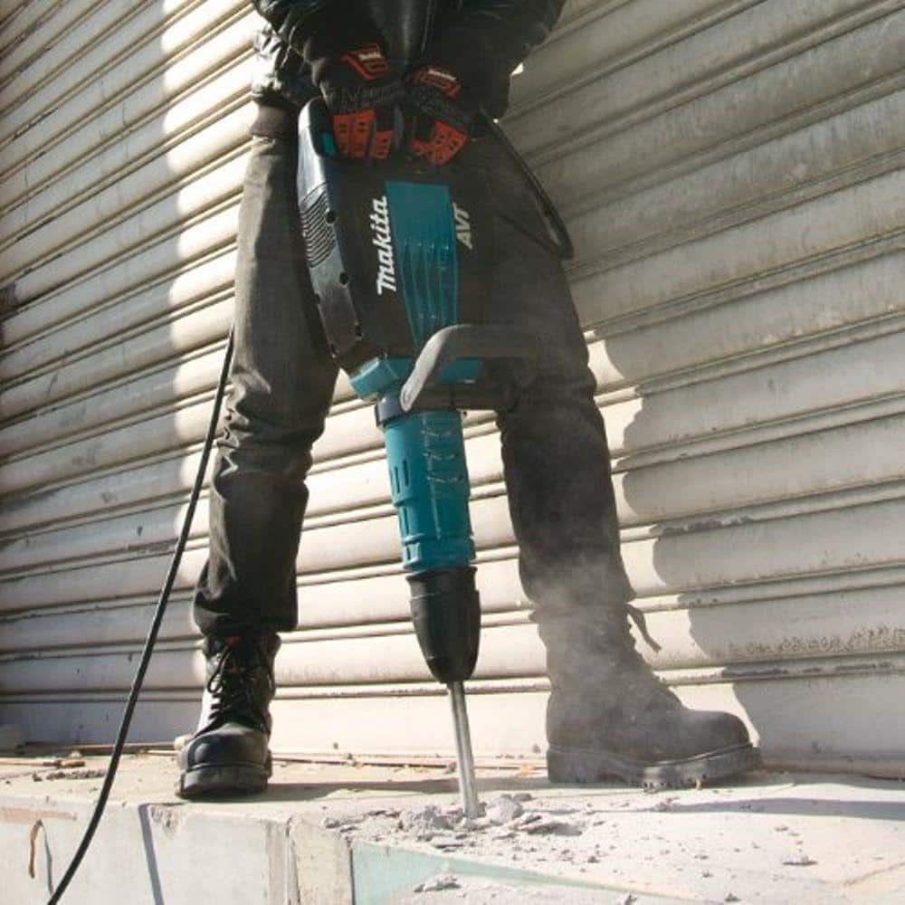 Makita 14 Amp 27 lb. AVT Demolition Hammer with Case