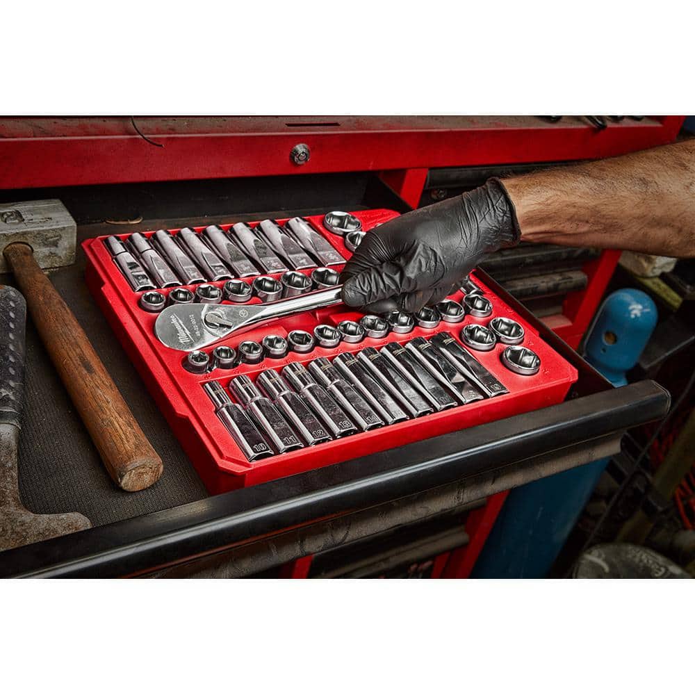 Milwaukee 1/2 in. and 1/4 in. Drive SAE/Metric Ratchet & Socket Mechanics Tool Set, 72-Piece