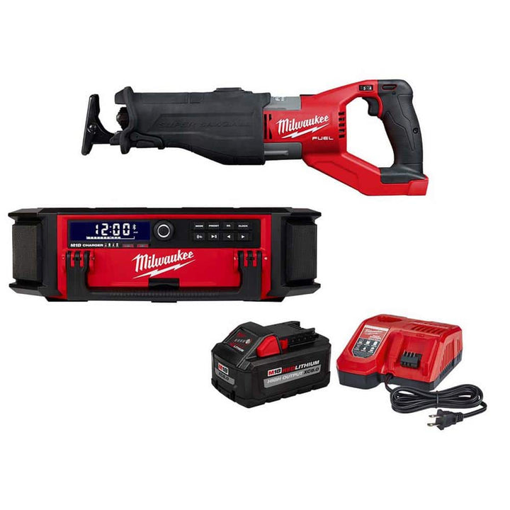 Milwaukee M18 FUEL 18V Lithium-Ion Brushless Cordless Super Sawzall Orbital Reciprocating Saw W/PACKOUT Radio and 8Ah Starter Kit