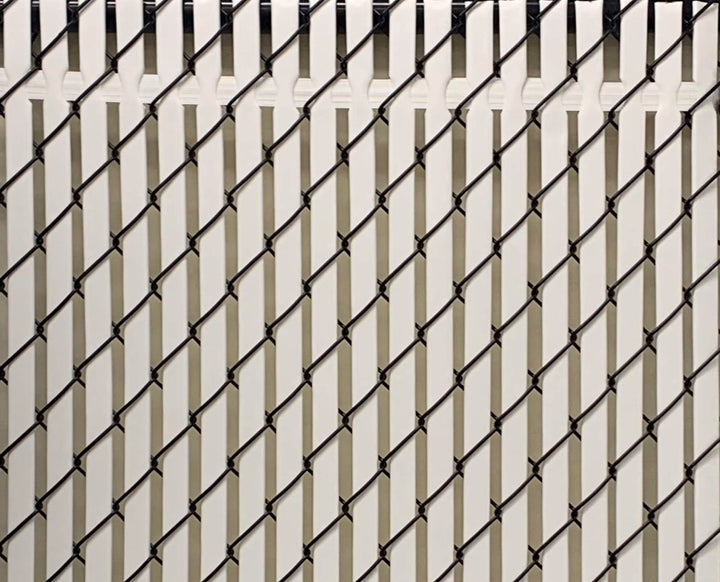 Pexco 5-ft H x 1-in W White Hdpe Chain Link Fence Slat 82-Pack