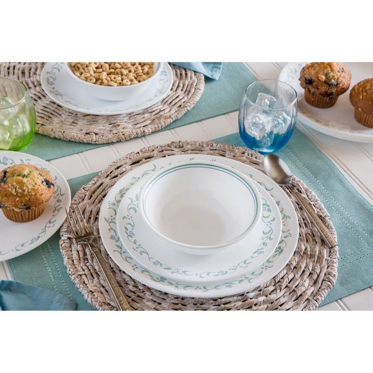 16-Piece Casual Country Cottage Glass Dinnerware Set (Service for 4)
