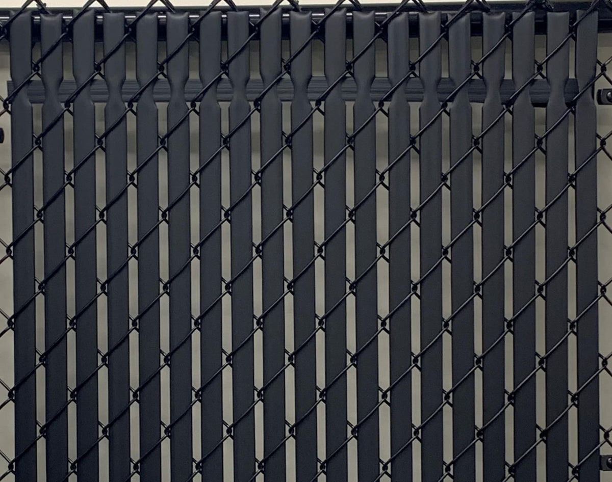 Pexco 5-ft H x 1-in W Black Hdpe Chain Link Fence Slat 82-Pack