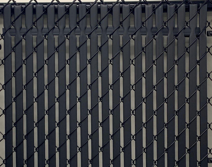 Pexco 8-ft H x 1-in W Black Hdpe Chain Link Fence Slat 82-Pack