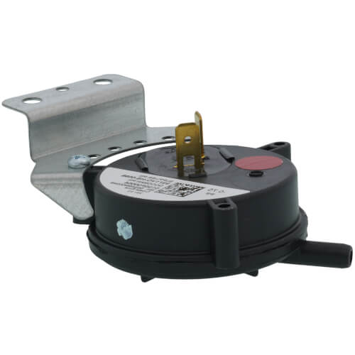 Goodman-Amana 0130F00004 pressure switch - front view (Product Type: Pressure Switch)