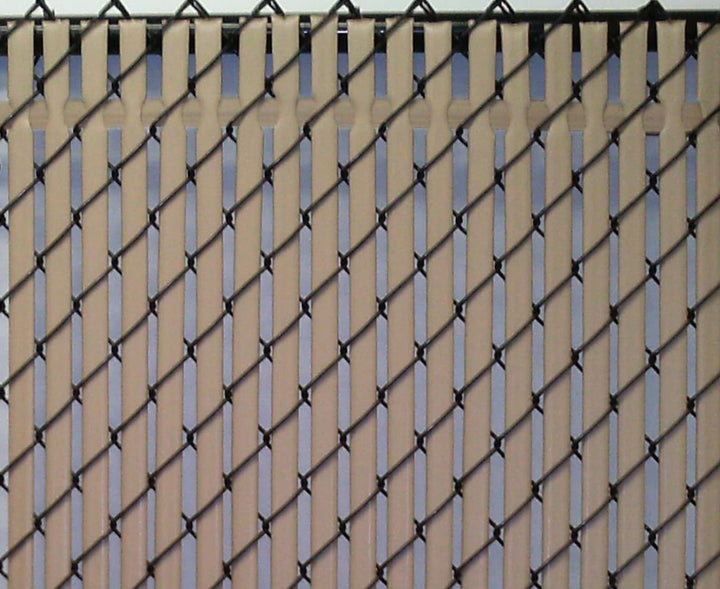 Pexco 4-ft H x 1-in W Beige Hdpe Chain Link Fence Slat 82-Pack