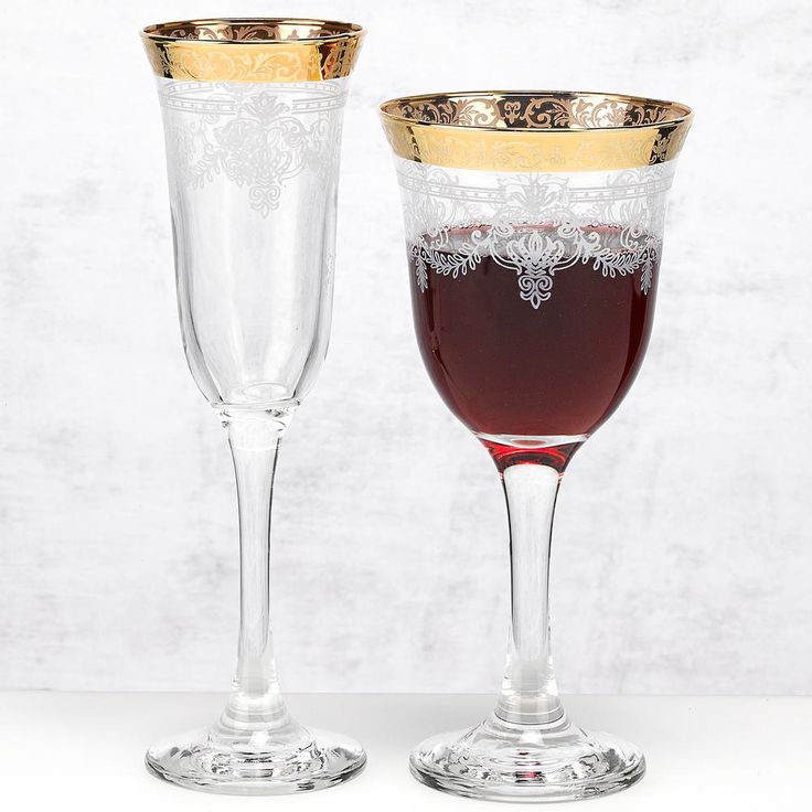 Red Wine Stencil Pattern and Gold Band (Set of 6)