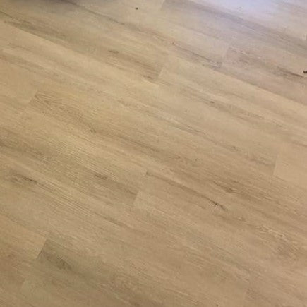 Austen Oak 12-mil x 7-3/32-in W x 47-in L Waterproof Interlocking Luxury Vinyl Plank Flooring (17.33-sq ft/ Carton)