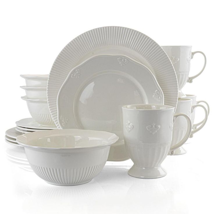 Scallop Crest 16-Piece Casual White Ceramic Dinnerware Set (Service for 4)
