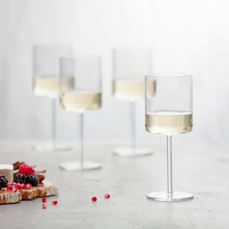 13.5 fl. oz. SZ Tritan Modo White Wine Glasses (Set of 4)