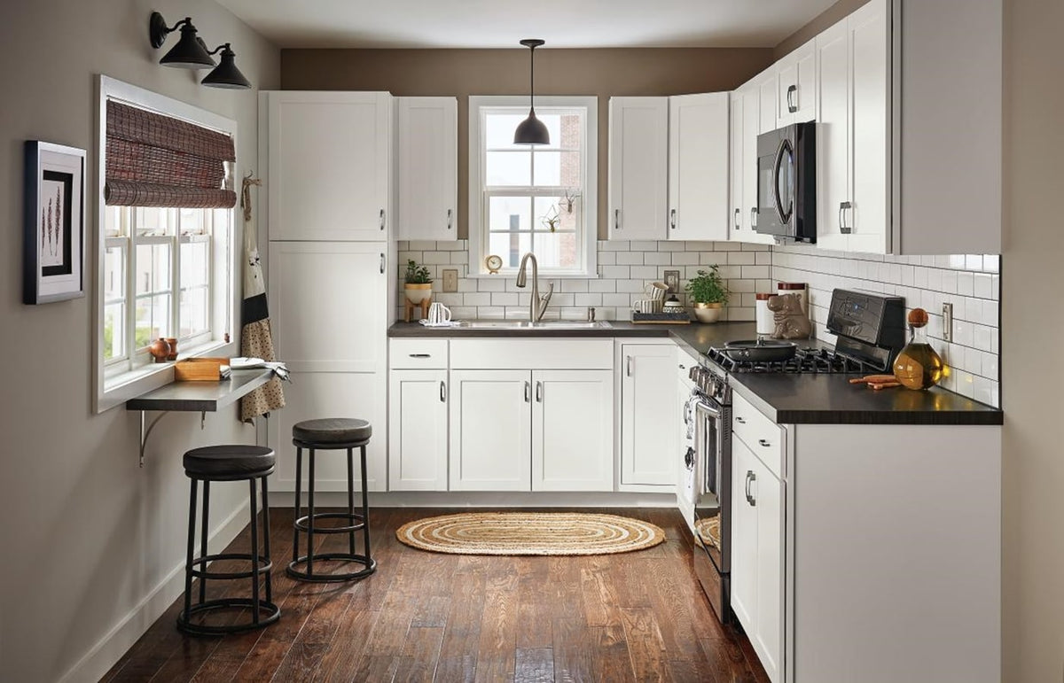 Diamond NOW Arcadia 36-in W x 35-in H x 23.75-in D White 1-Drawer Base Fully Assembled Cabinet (Recessed Panel Shaker Style)