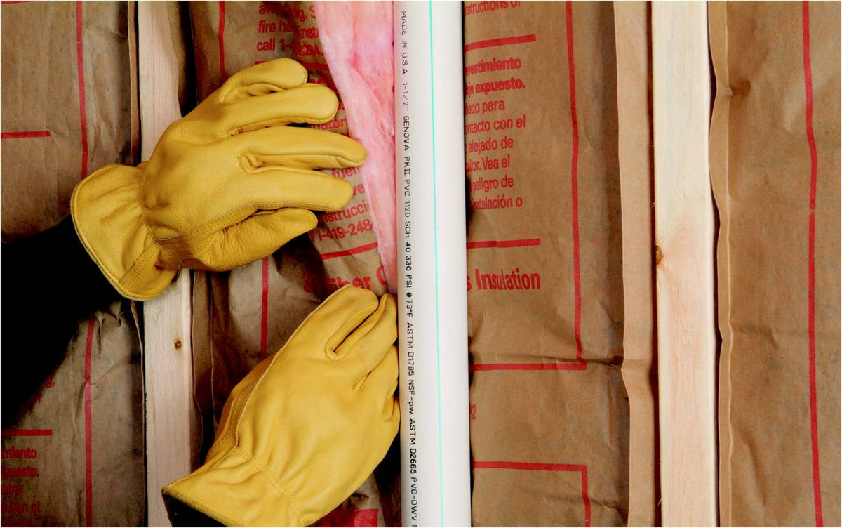 Owens Corning R-11 Kraft-Faced Fiberglass Insulation Batts, 3.5 in. x 24 in. x 96 in. (4 Bags)