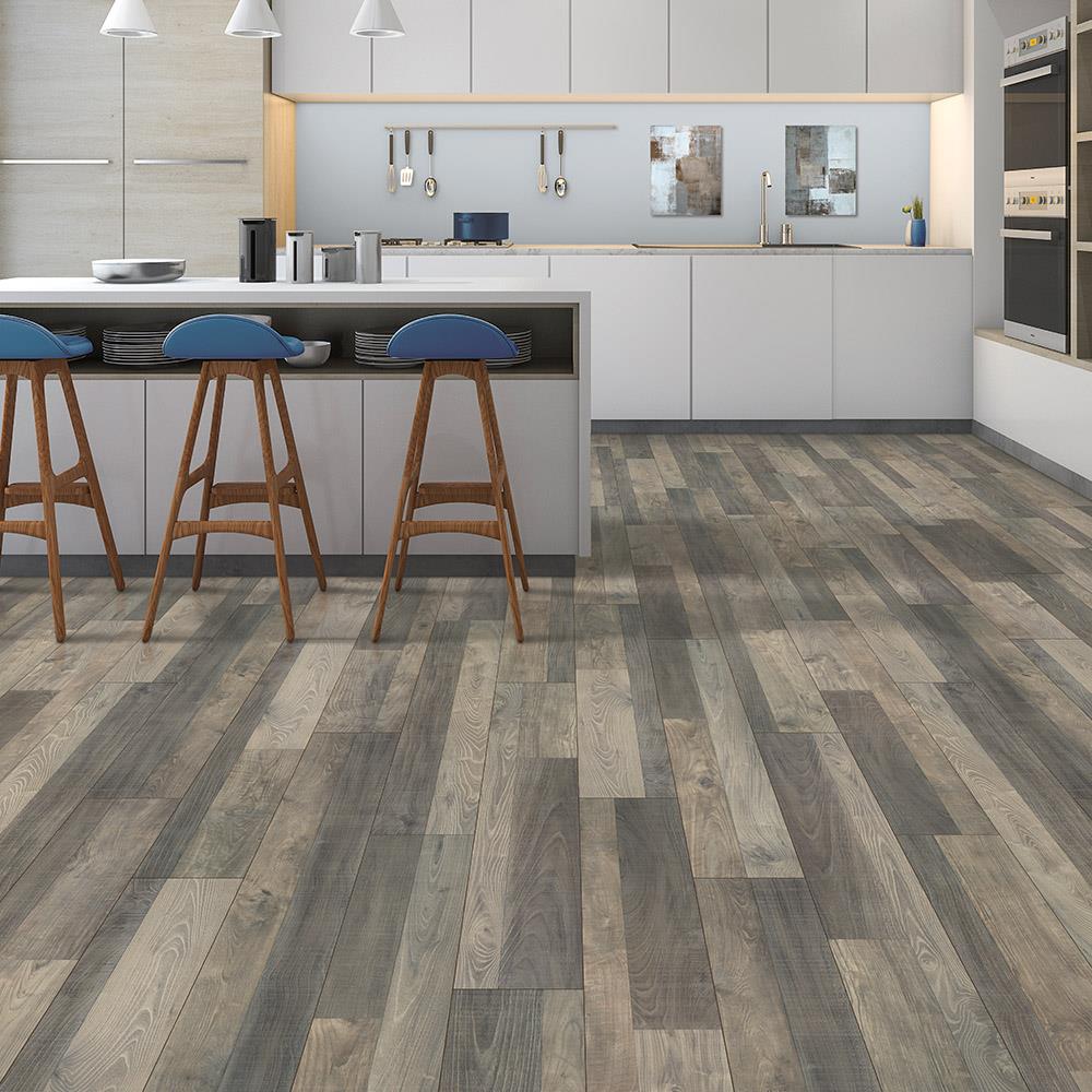 QuickStep Studio + Spill Repel Flatiron Oak 7.48-in W x 3.93-ft L Embossed Wood Plank Laminate Flooring