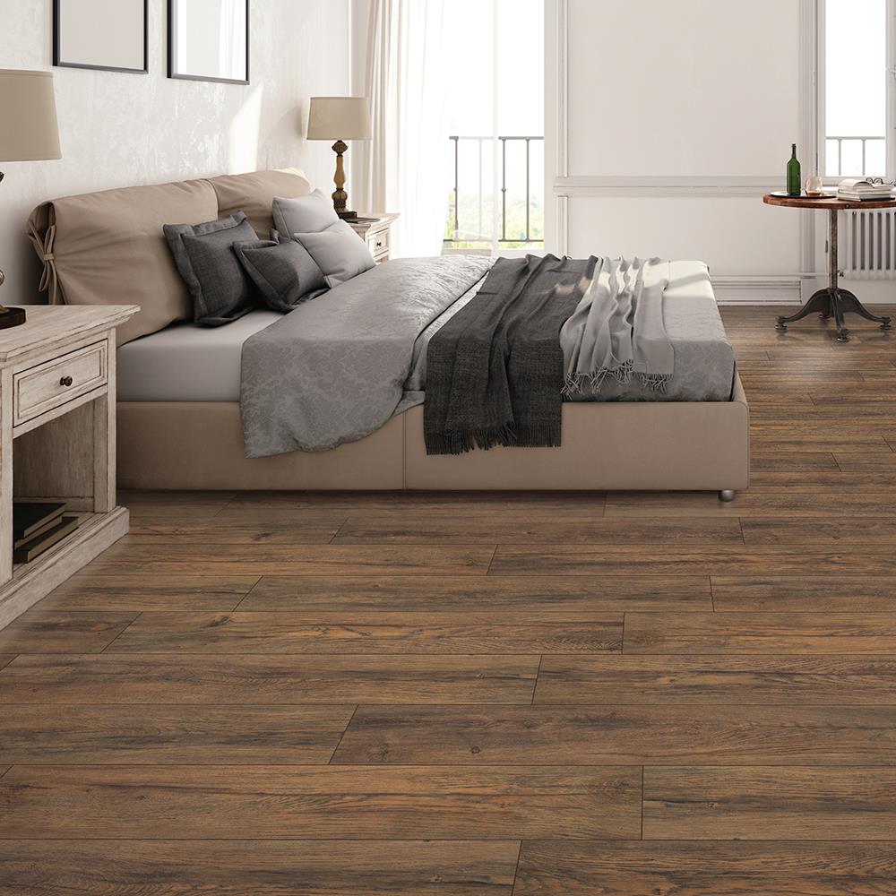 QuickStep Studio Watkins Oak Embossed Wood Plank Laminate Flooring Sample