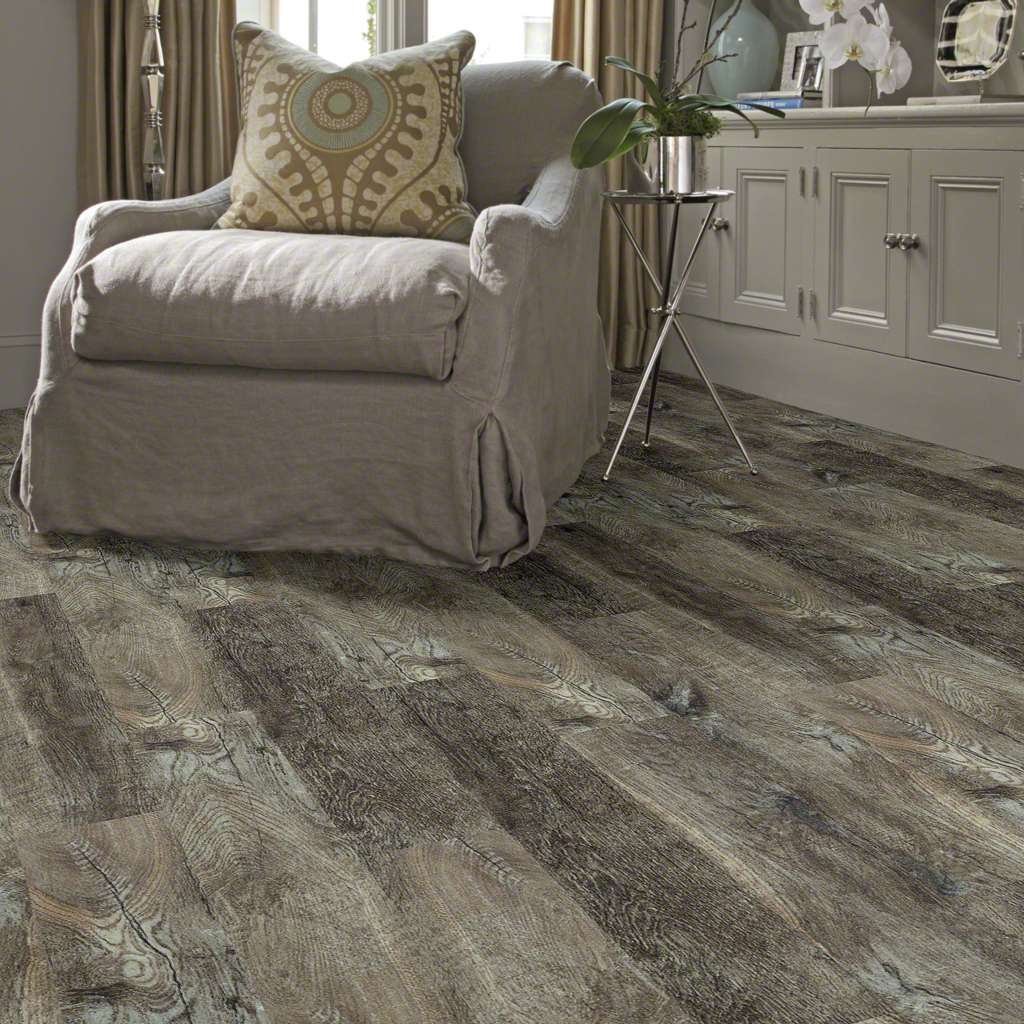 Shaw Newcastle Fortress Gray 12-mil x 7-in W x 48-in L Waterproof Interlocking Luxury Vinyl Plank Flooring (18.67-sq ft/ Carton)