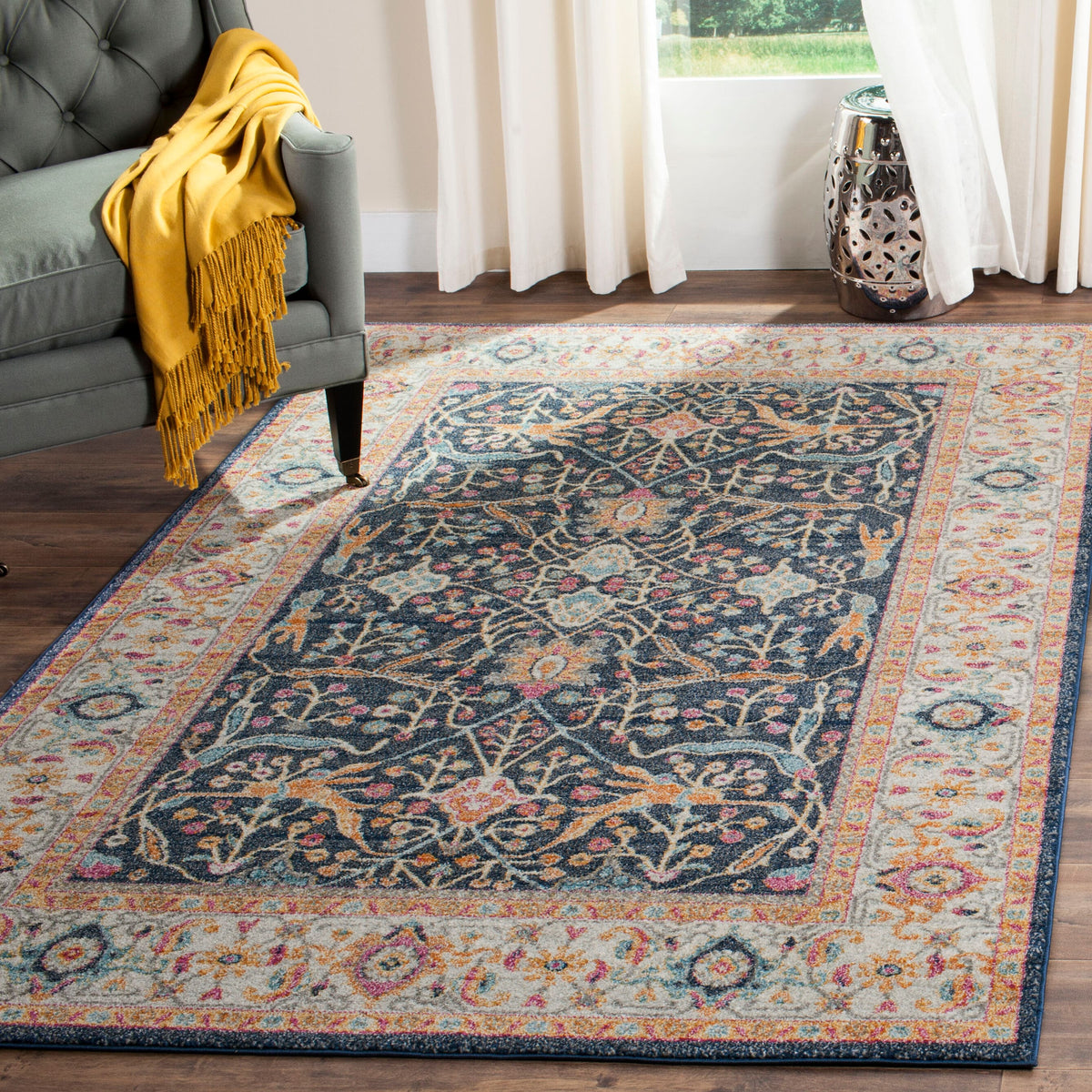 Safavieh Madison Toila 5 x 8 Navy/Creme Indoor Floral/Botanical Oriental Area Rug