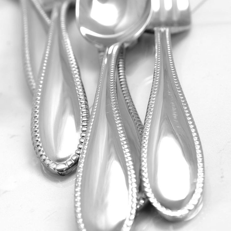 Oriana 20-Piece Stainless Steel Flatware Set (Service for 4)
