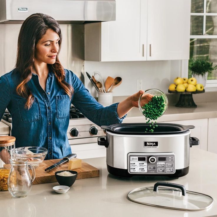 Auto-iQ 6 Qt. Silver Electric Multi-Cooker with Built-In Timer and Programmable Settings