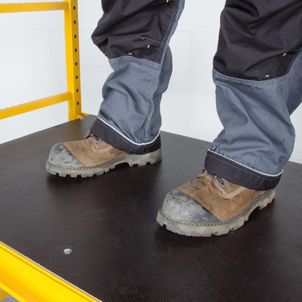 Safeclimb 6 ft. x 6 ft. x 2-1/2 ft. Baker Style Scaffold 1100 lbs. Capacity - Super Arbor