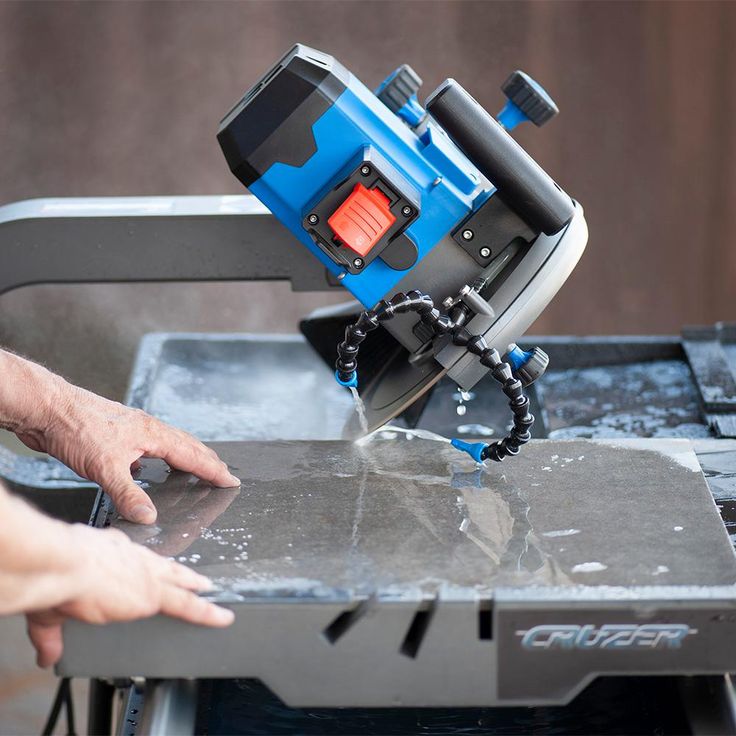 Delta Cruzer 15 Amp 10 Inch Wet Tile Saw