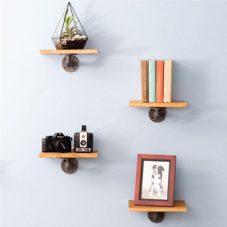 1/2 in. Black Pipe 7.75 in D x 2.5 in. H Wall Mounted Double Flange Shelf Bracket Kit (4-Pack)