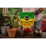 Miracle-Gro 1 cu. ft. Potting Mix - Super Arbor