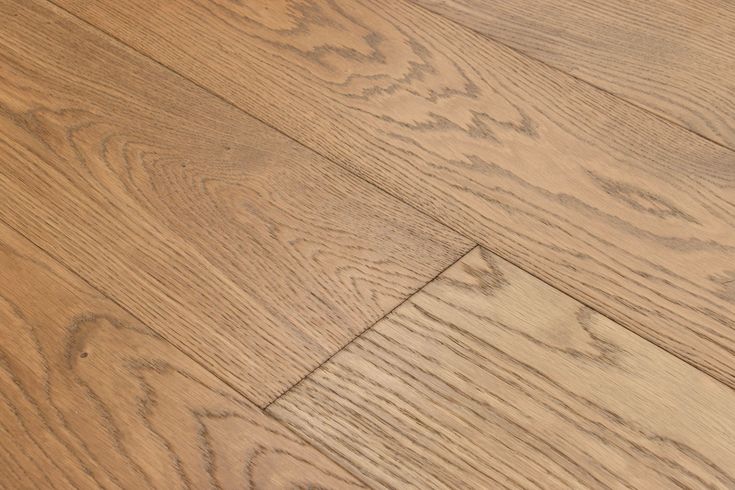 CALI Barrel Pacific Crush Oak 7-1/2-in W x 1/2-in T x 74-13/16-in Smooth/Traditional Engineered Hardwood Flooring (23.31-sq ft / Carton)