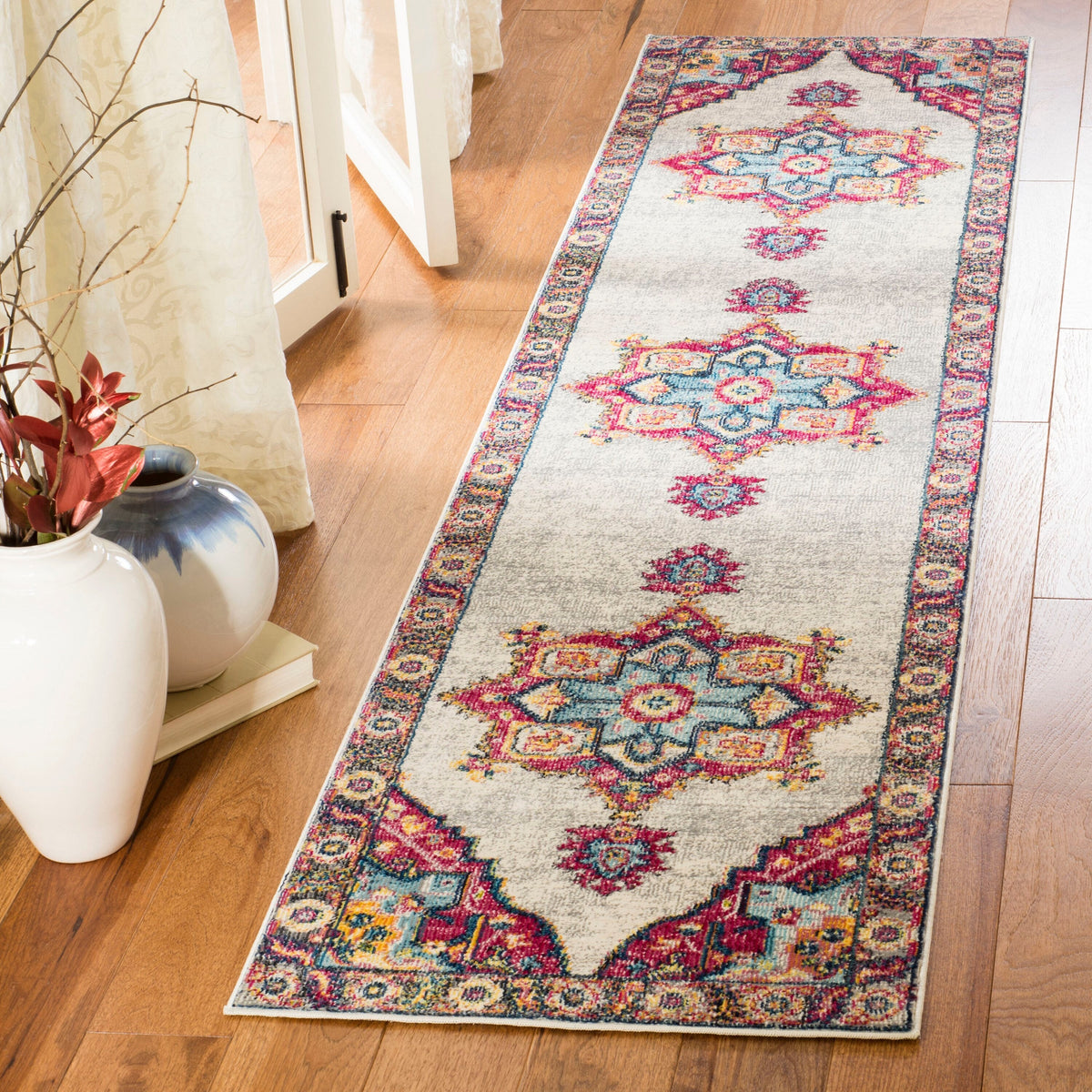 Safavieh Merlot Peri 2 x 6 Cream/Multi Indoor Floral/Botanical Oriental Runner Rug