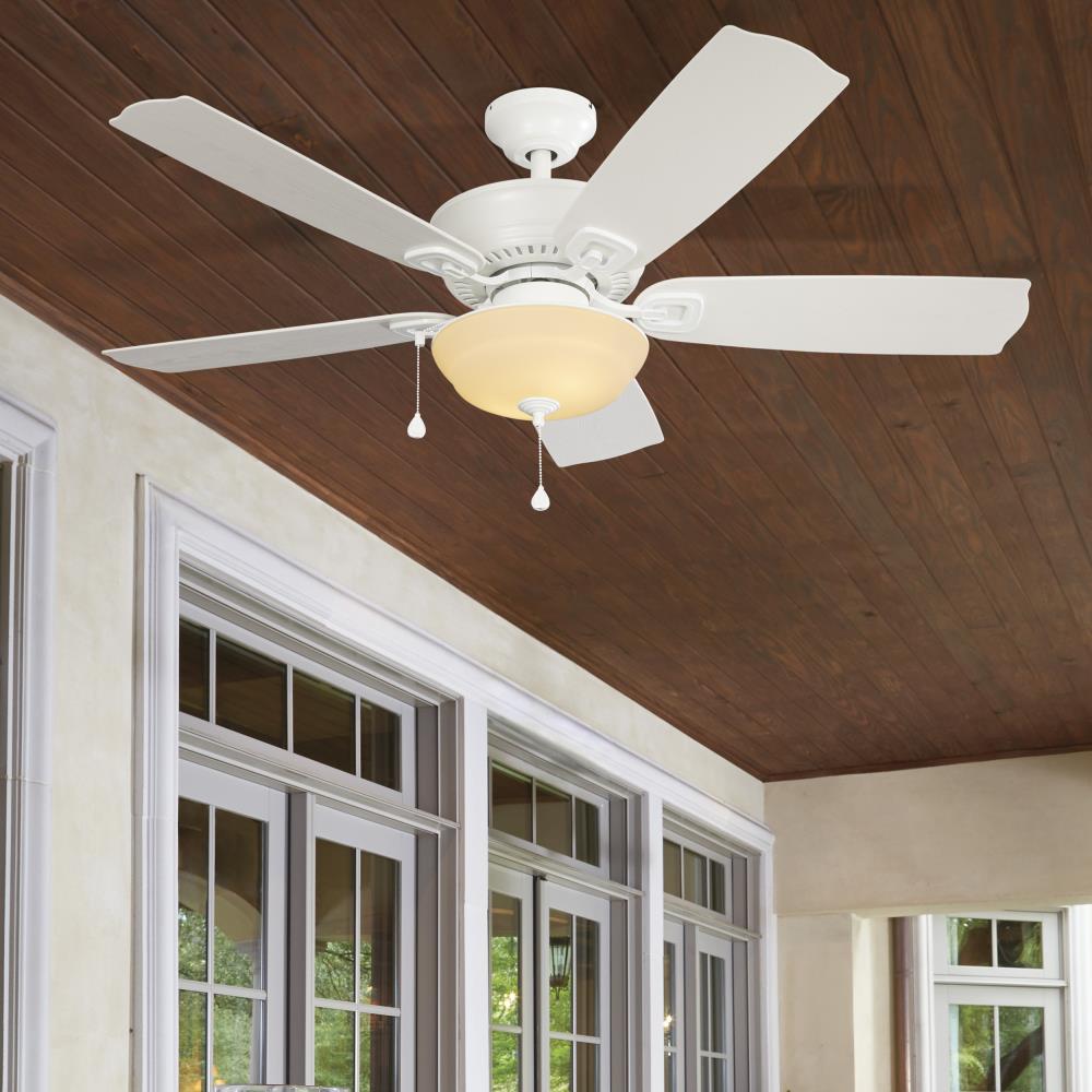 Harbor Breeze Echolake 52-in White LED Indoor/Outdoor Ceiling Fan (5-Blade)