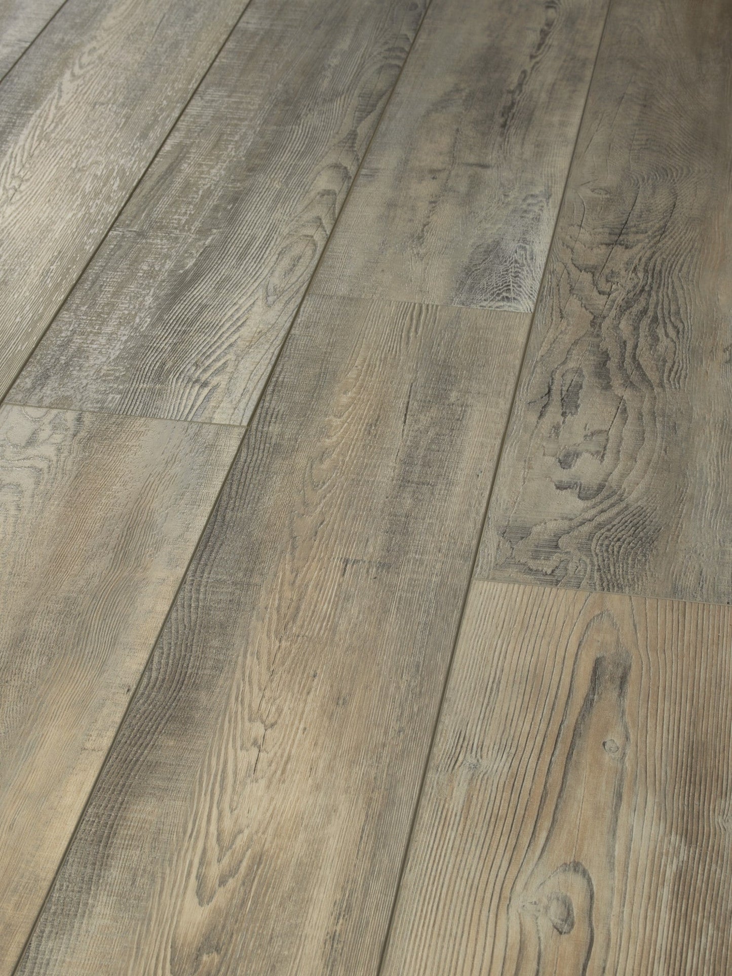 Shaw (Sample) Parallax HD Plus Timeless Gray Wood Look 20-mil Waterproof Interlocking or Glue Down Luxury Vinyl Plank