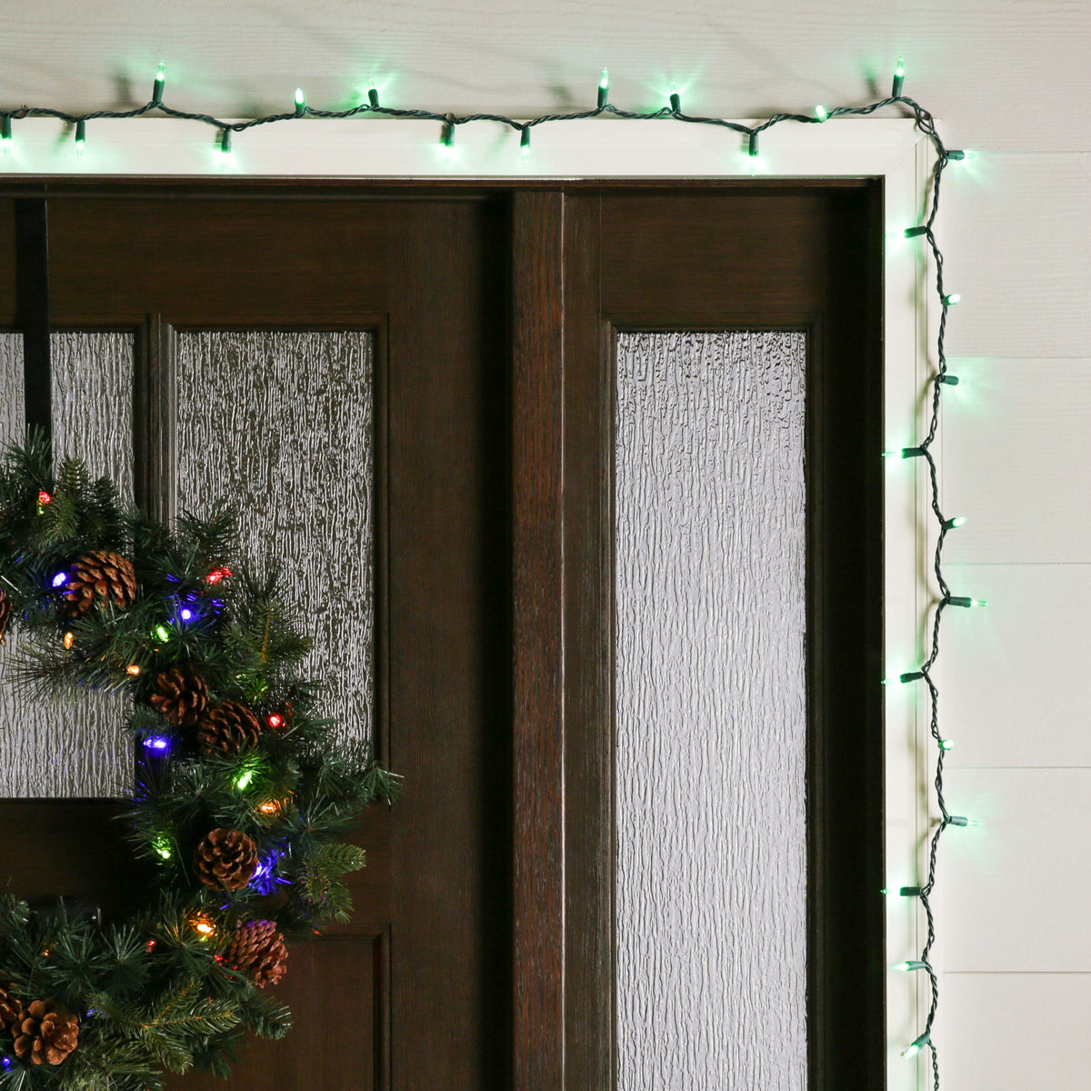 GE StayBright 100-Count 24.7-ft Green LED Plug-In Christmas String Lights