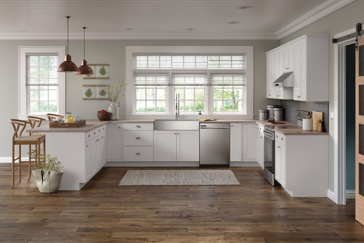Diamond NOW Arcadia 36-in W x 35-in H x 23.75-in D White 1-Drawer Base Fully Assembled Cabinet (Recessed Panel Shaker Style)