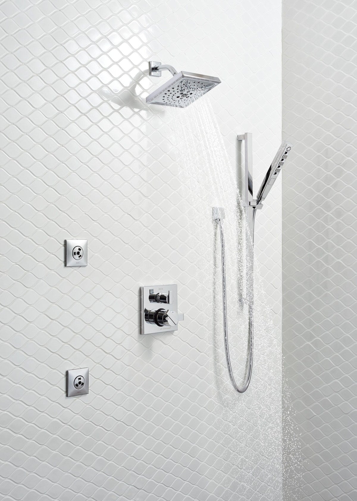 Delta Universal Showering Components Chrome 5-Spray Handheld Shower 1.75-GPM (6.6-LPM)
