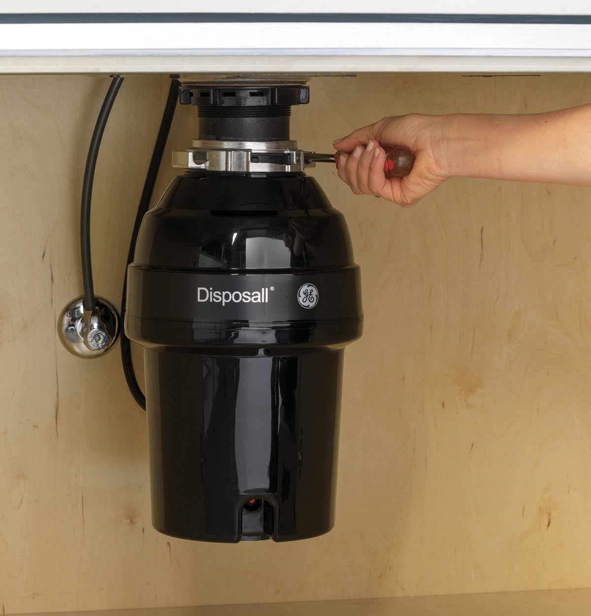 GE Disposall 3/4 HP Continuous-Feed Garbage Disposal, Non-Corded (GFC720N)