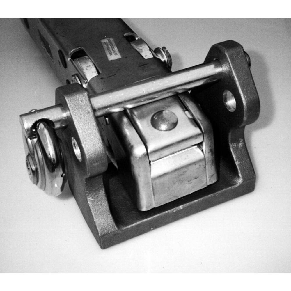 Universal Coupler Receiver Lock - Super Arbor