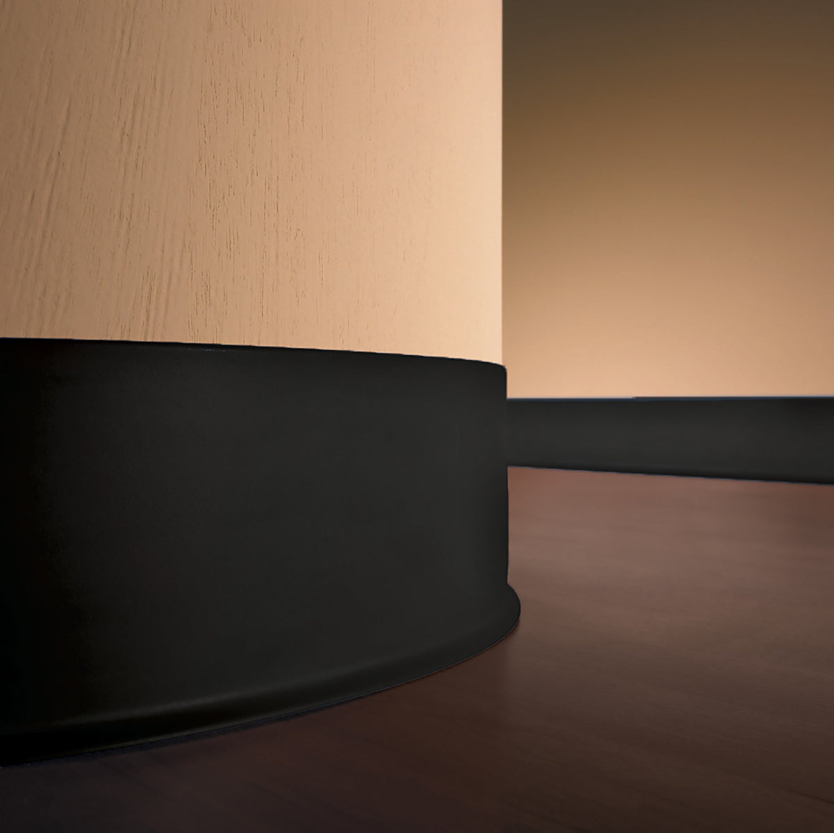 Flexco Black Dahlia 4-in x 1440-in Vinyl Wall Base