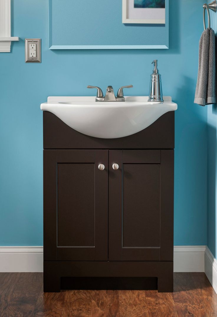 Style Selections Euro 25-in Espresso Single Sink Bathroom Vanity with White Cultured Marble Top
