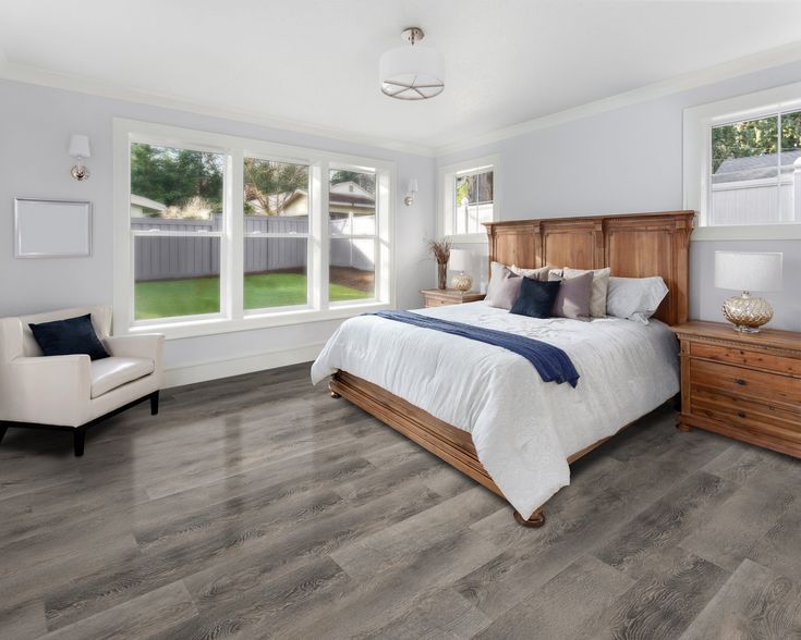 CALI Longboards Oceanic Oak Gray 20-mil x 9-in W x 70-in L Waterproof Interlocking Luxury Vinyl Plank Flooring (26.62-sq ft/ Carton)
