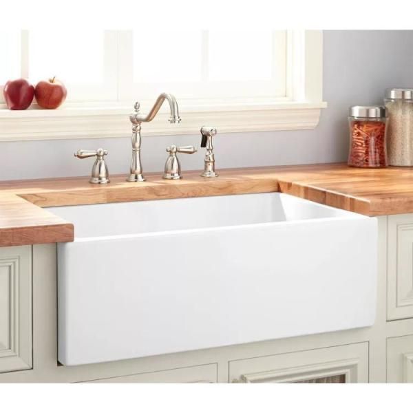 Farmhouse Apron Front Fireclay 33 in. x 18 in. x 10 in. Plain Single Bowl Kitchen Sink with Center Drain in White